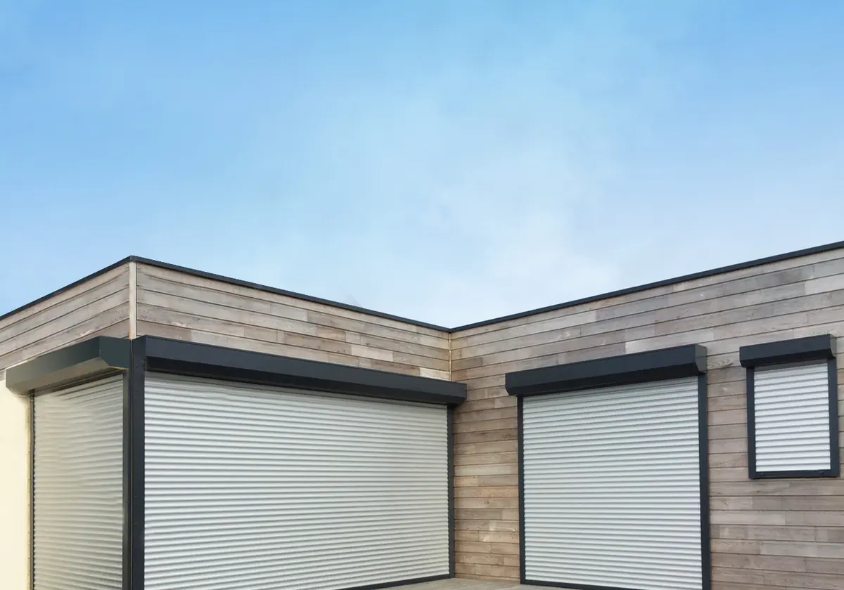 Volets roulants aluminium sur une maison